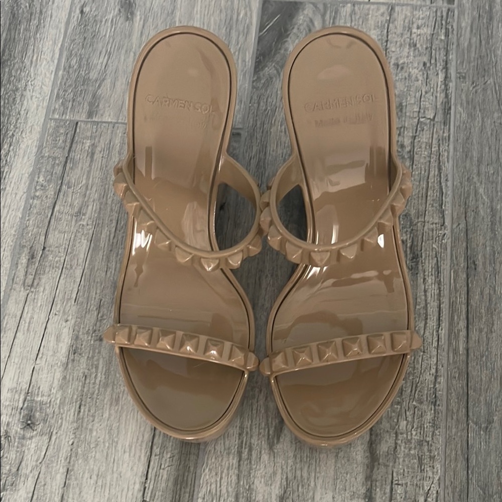 Made in Italy hip wedges